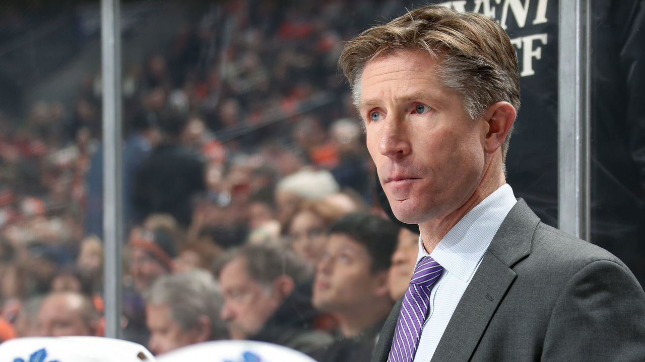 PHILADELPHIA, PA - DECEMBER 03: Assistant Coach of the Toronto Maple Leafs Dave Hakstol watches a play develop on the ice against the Philadelphia Flyers on December 3, 2019 at the Wells Fargo Center in Philadelphia, Pennsylvania.