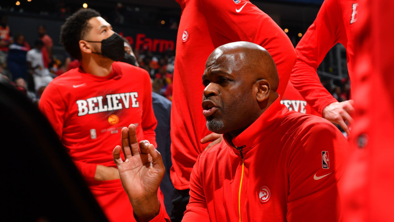 ATLANTA, GA - JUNE 11: Head Coach Nate McMillan of the Atlanta Hawks talks during a huddle during a game against the Philadelphia 76ers during Round 2, Game 3 of the Eastern Conference Playoffs on June 11, 2021 at State Farm Arena in Atlanta, Georgia. NOTE TO USER: User expressly acknowledges and agrees that, by downloading and/or using this Photograph, user is consenting to the terms and conditions of the Getty Images License Agreement. Mandatory Copyright Notice: Copyright 2021 NBAE