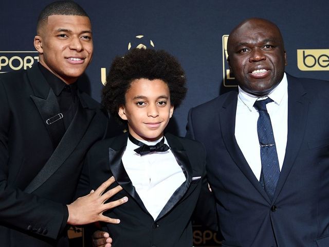 Mbappe S 15 Year Old Brother Joins Psg Thescore Com