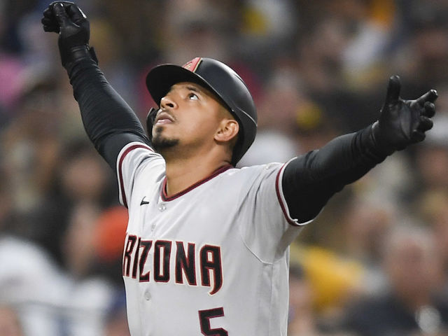 Milwaukee Brewers acquire All-Star infielder Eduardo Escobar from  Diamondbacks - Brew Crew Ball