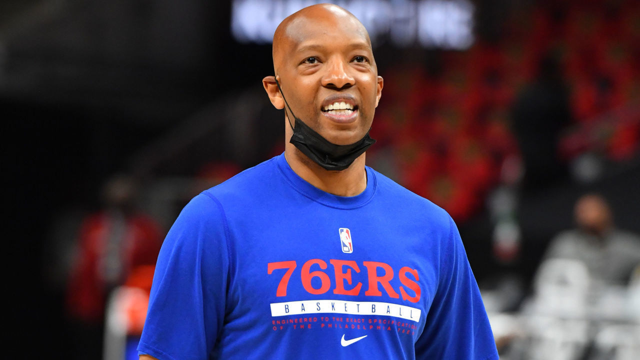 ATLANTA, GA - JUNE 14: Assistant Coach Sam Cassell of the Philadelphia 76ers smiles during warms ups prior to a game during Round 2, Game 4 of the Eastern Conference Playoffs on June 14, 2021 at State Farm Arena in Atlanta, Georgia. NOTE TO USER: User expressly acknowledges and agrees that, by downloading and/or using this Photograph, user is consenting to the terms and conditions of the Getty Images License Agreement. Mandatory Copyright Notice: Copyright 2021 NBAE