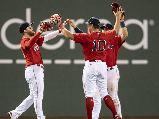 Alex Verdugo drives in 2 runs in the Red Sox's victory over the Royals