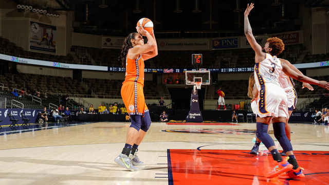 INDIANAPOLIS, IN - JULY 1: Brionna Jones #42 of the Connecticut Sun shoots the ball during the game against the Indiana Fever on July 1, 2021 at Bankers Life Fieldhouse in Indianapolis, Indiana. Mandatory Copyright Notice: Copyright 2020 NBAE