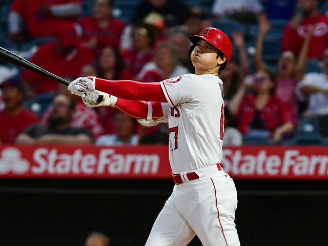 Los Angeles Angels designated hitter Shohei Ohtani (17) on deck