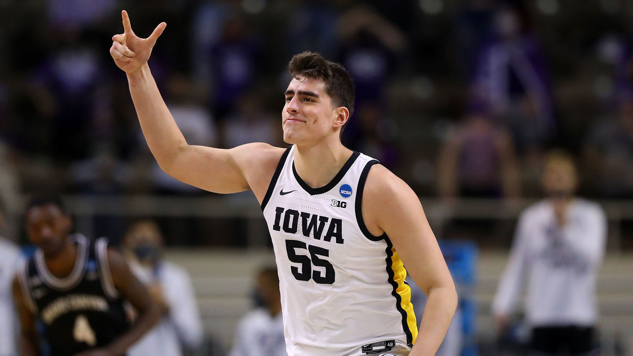 Iowa to Retire Jerseys of Luka Garza, Roy Marble and More