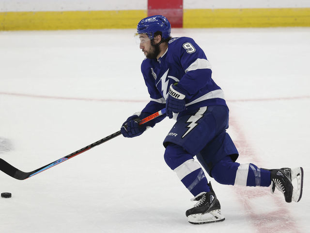 TAMPA, FL - JUNE 28: Tampa Bay Lightning center Tyler Johnson (9) skates during Game 1 of the 2021 NHL Stanley Cup Final between the Montreal Canadiens and Tampa Bay Lightning on June 28, 2021 at Amalie Arena in Tampa, FL.
