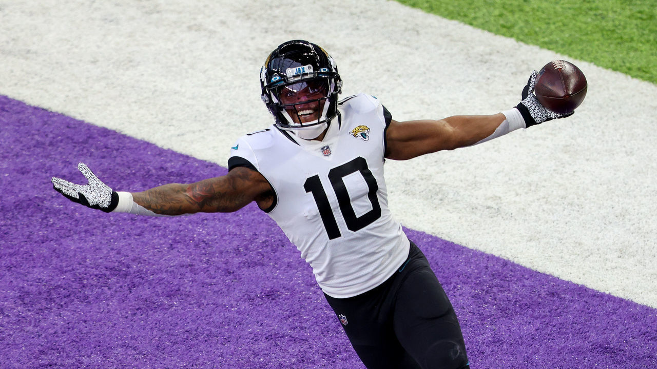 MINNEAPOLIS, MINNESOTA - DECEMBER 06: Laviska Shenault Jr. #10 of the Jacksonville Jaguars celebrates his touchdown in the first quarter against the Minnesota Vikings at U.S. Bank Stadium on December 06, 2020 in Minneapolis, Minnesota.