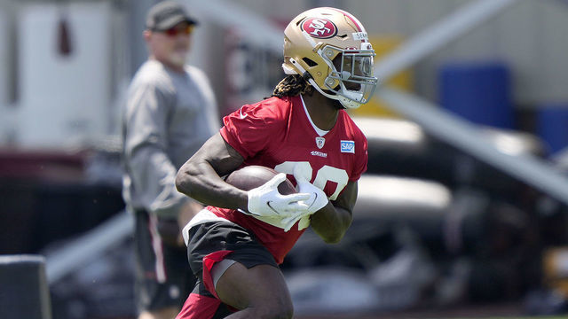 SANTA CLARA, CALIFORNIA - MAY 14: Trey Sermon #28 of the San Francisco 49ers works out during an OTA rookie mini camp at Levi Stadium on May 14, 2021 in Santa Clara, California.