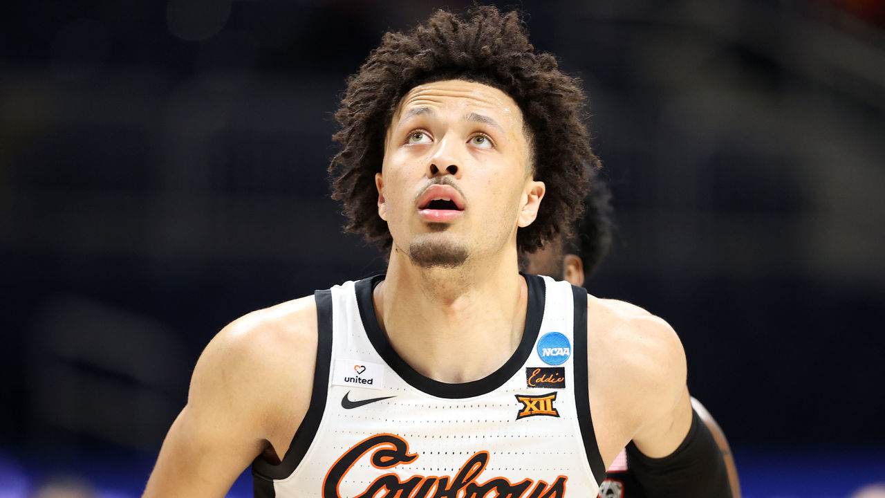 INDIANAPOLIS, INDIANA - MARCH 21: Cade Cunningham #2 of the Oklahoma State Cowboys watches a shot as they take on the Oregon State Beavers during the first half in the second round game of the 2021 NCAA Men's Basketball Tournament at Hinkle Fieldhouse on March 21, 2021 in Indianapolis, Indiana.