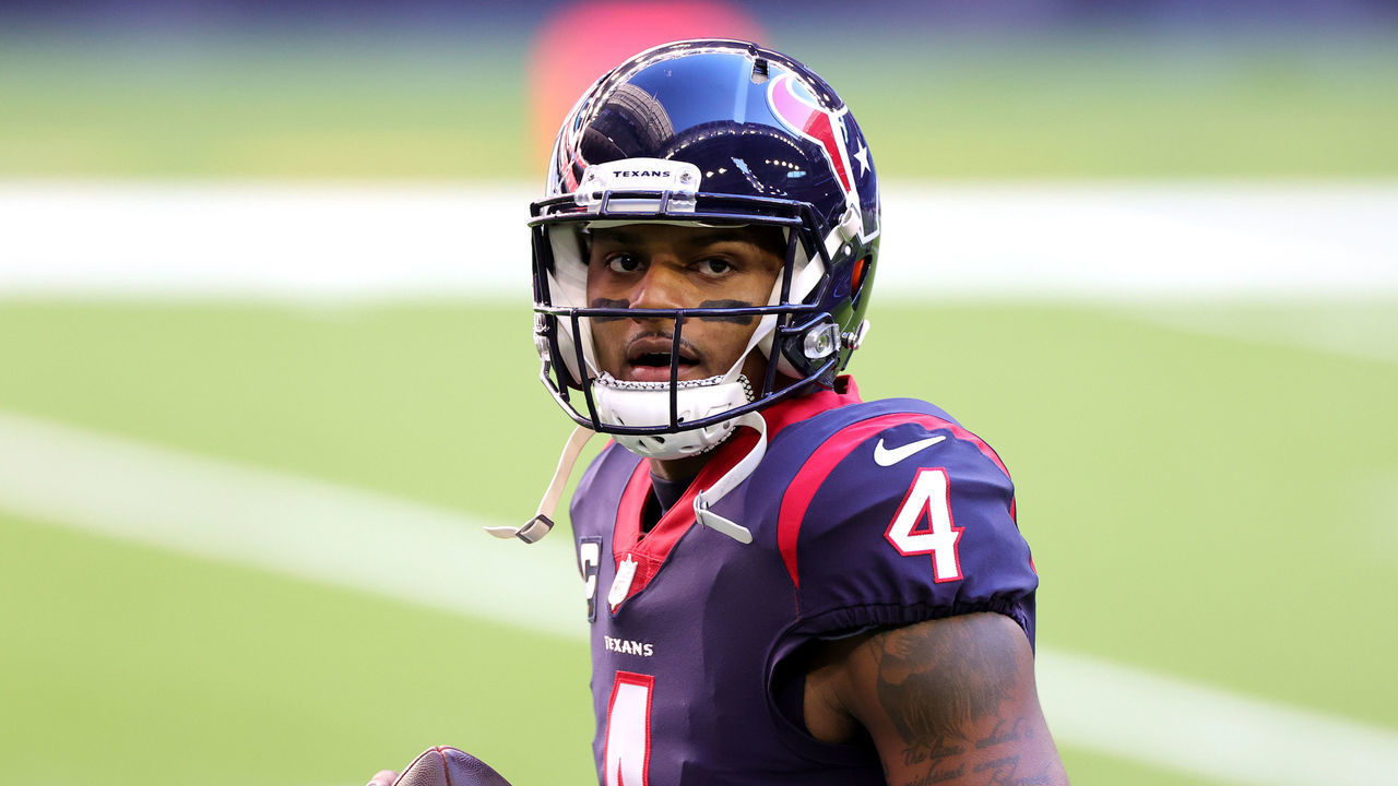HOUSTON, TEXAS - JANUARY 03: Deshaun Watson #4 of the Houston Texans in action against the Tennessee Titans during a game at NRG Stadium on January 03, 2021 in Houston, Texas.