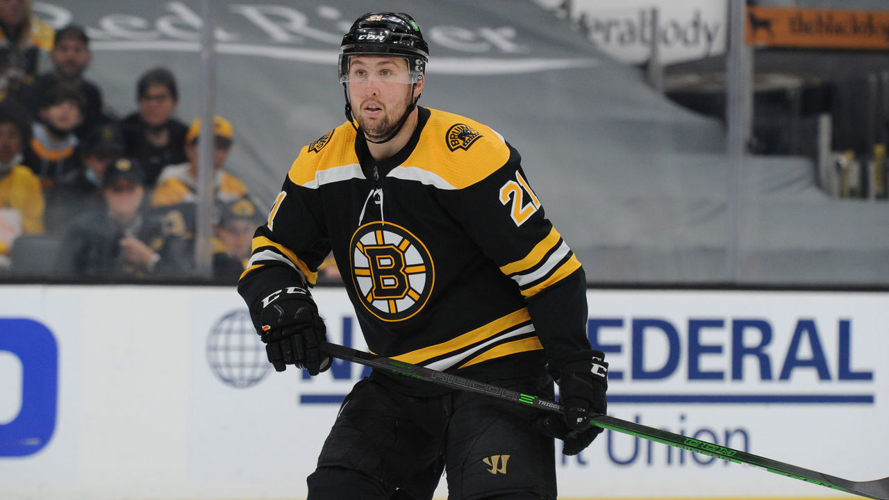 BOSTON, MA - MAY 31: Nick Ritchie #21 of the Boston Bruins skates against the New York Islanders in Game Two of the Second Round of the 2021 Stanley Cup Playoffs at the TD Garden on May 31, 2021 in Boston, Massachusetts.