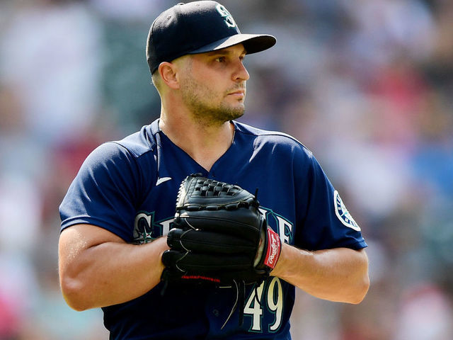 CLEVELAND, OHIO - JUNE 13: Kendall Graveman #49 of the Seattle Mariners pitches during a game against the Cleveland Indians at Progressive Field on June 13, 2021 in Cleveland, Ohio.