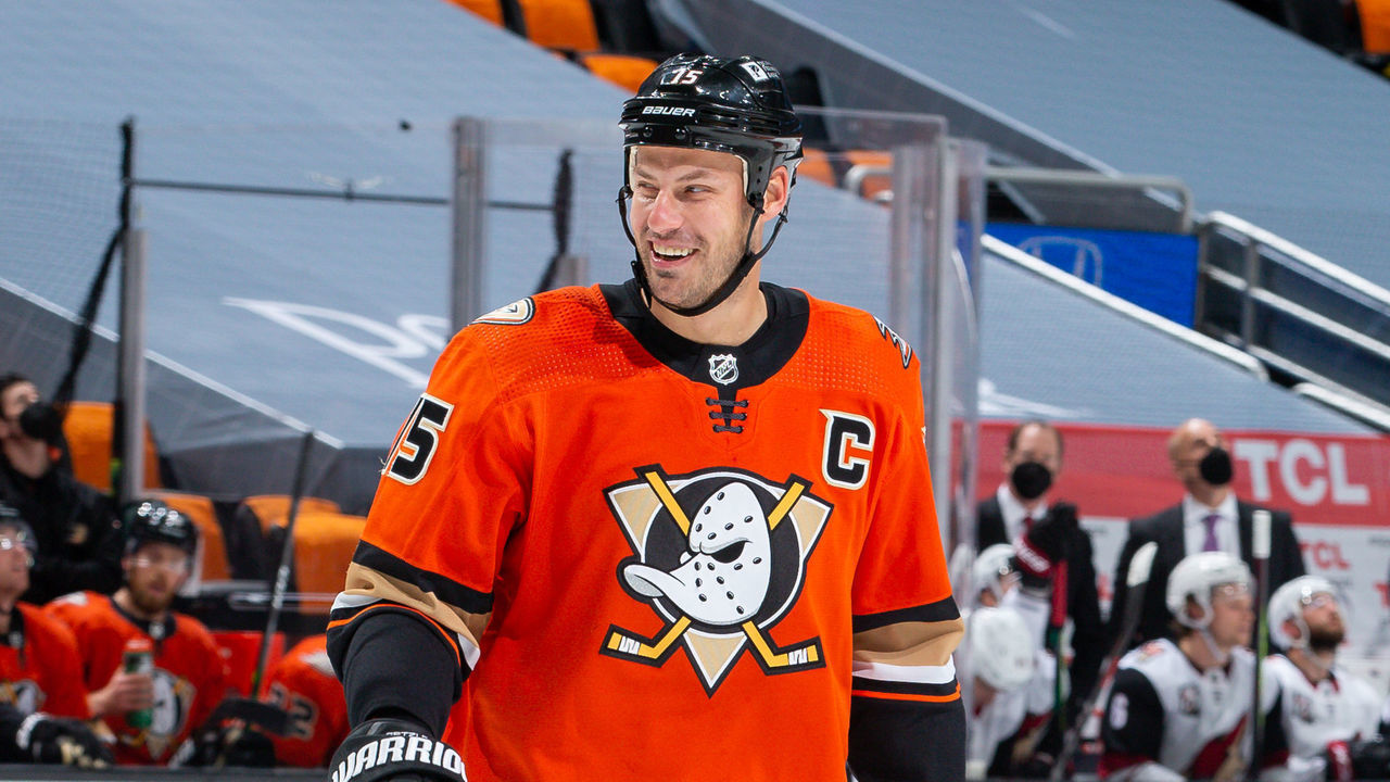 ANAHEIM, CA - MARCH 18: Ryan Getzlaf #15 of the Anaheim Ducks smiles while waiting for play to resume during the second period of the game against the Arizona Coyotes at Honda Center on March 18, 2021 in Anaheim, California.