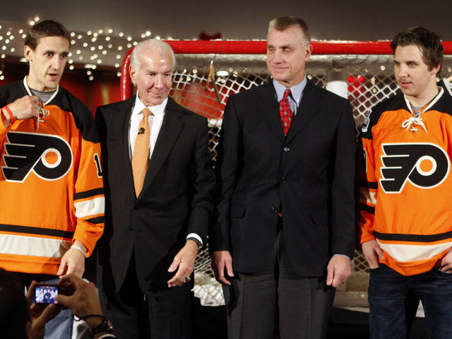 Flyers' owner reflects on decision to sign Bryzgalov, trade Bobrovsky