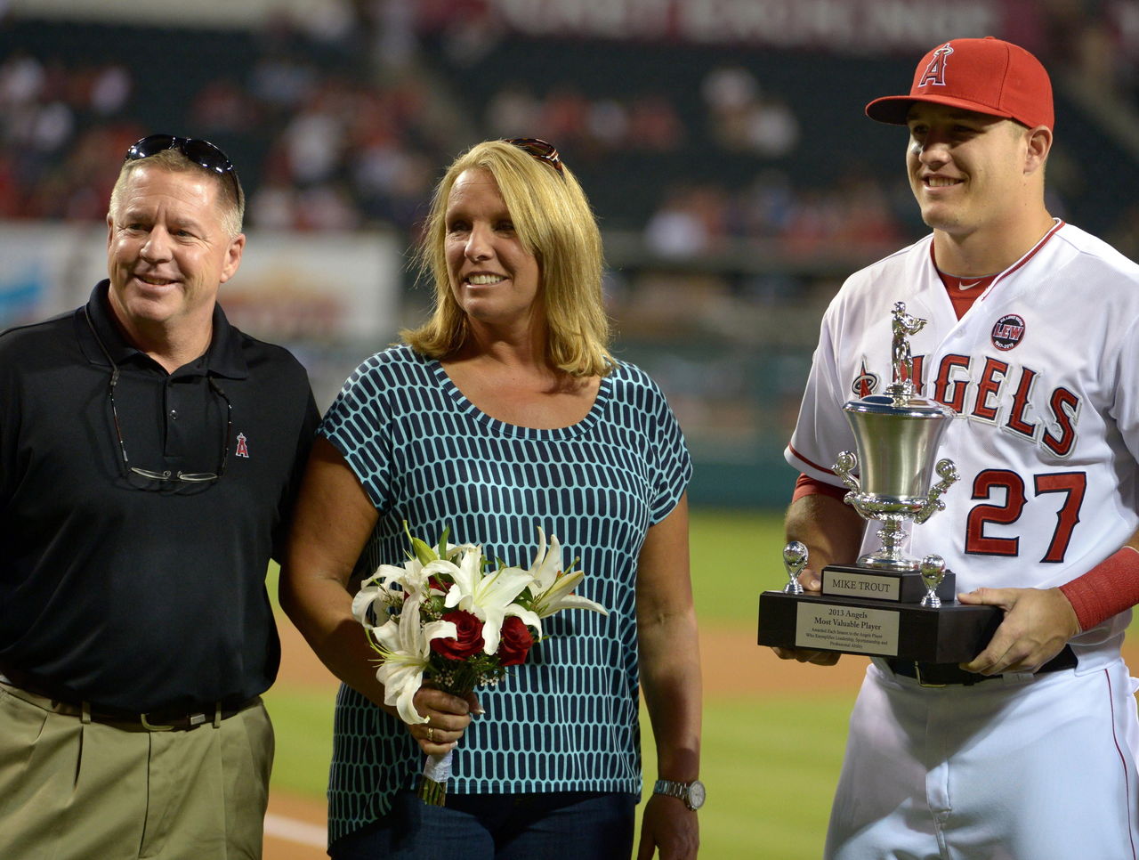 Unsurprisingly, Mike Trout is also really good at picking Mother's Day  presents