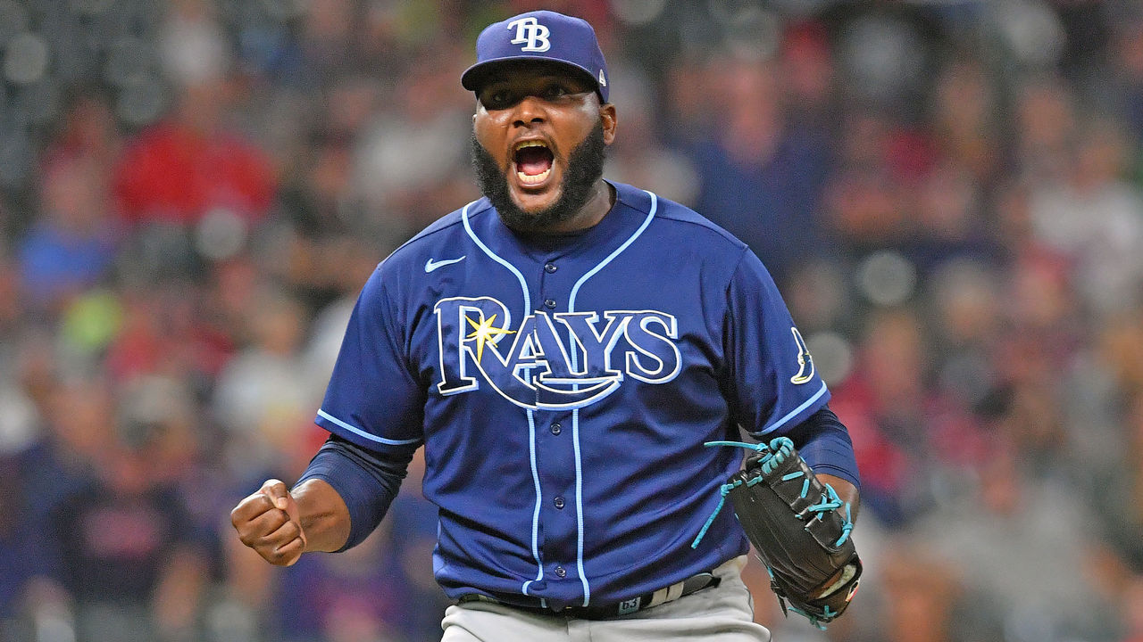 Mariners get reliever Diego Castillo from Rays in exchange for