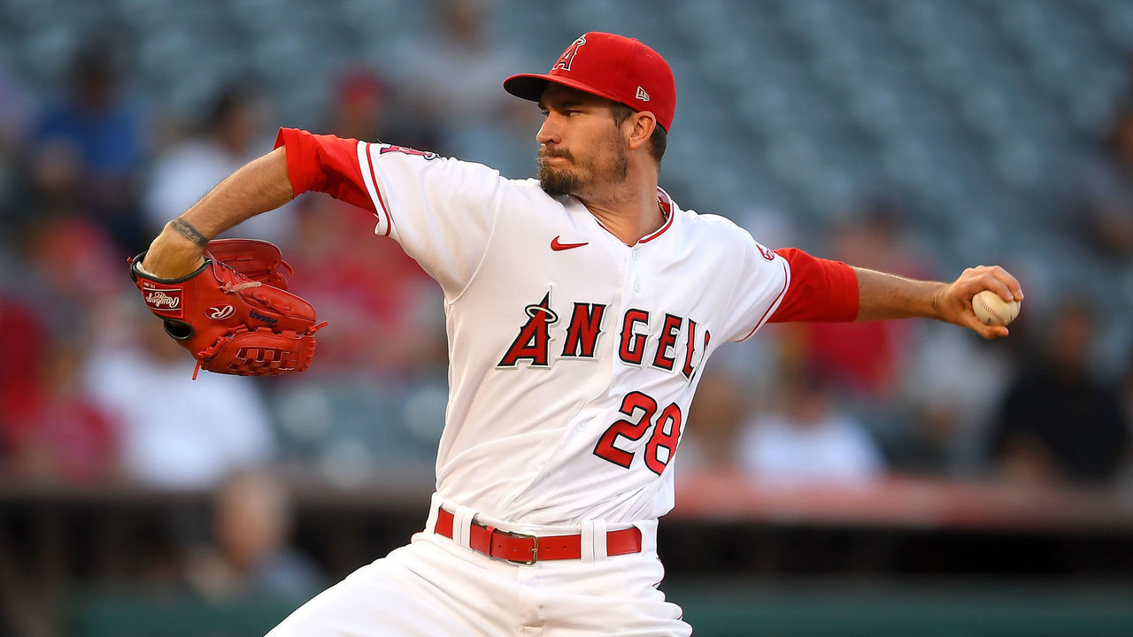 ANAHEIM, CA - JULY 28: Andrew Heaney #28 of the Los Angeles Angels pitches in the second inning of the game against the Colorado Rockies at Angel Stadium of Anaheim on July 28, 2021 in Anaheim, California.