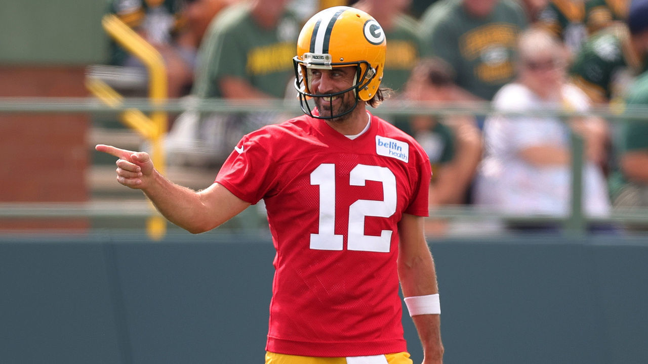 ASHWAUBENON, WISCONSIN - JULY 29: Aaron Rodgers #12 of the Green Bay Packers works out during training camp at Ray Nitschke Field on July 29, 2021 in Ashwaubenon, Wisconsin.