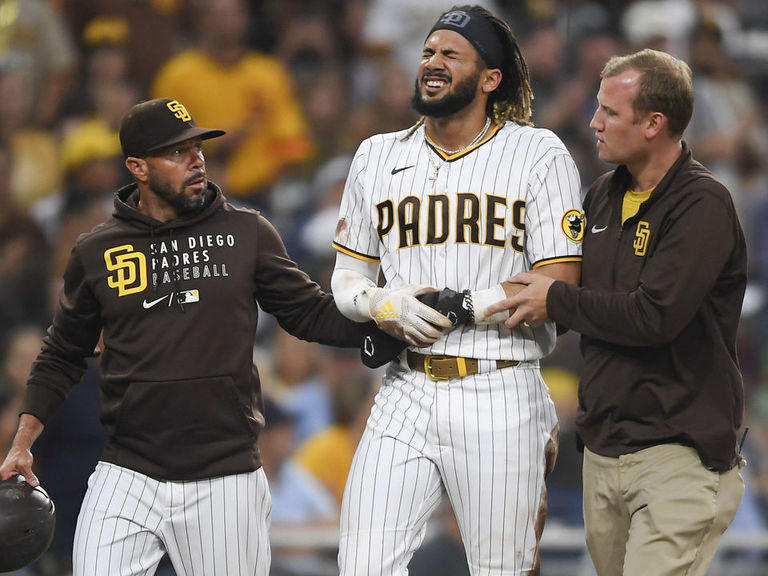 Cubs trade outfielder Jake Marisnick to Padres