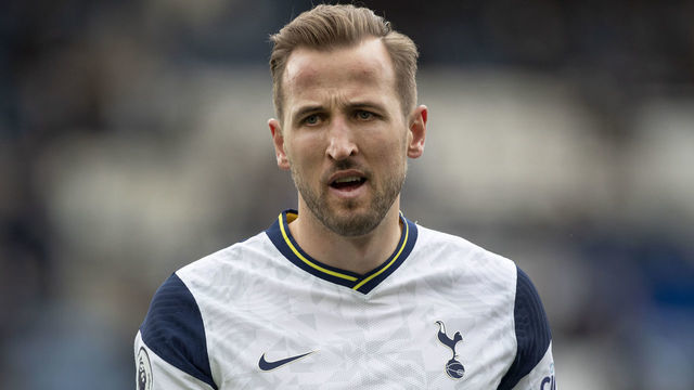 LEICESTER, ENGLAND - MAY 23: Harry Kane of Tottenham Hotspur during the Premier League match between Leicester City and Tottenham Hotspur at The King Power Stadium on May 23, 2021 in Leicester, England. A limited number of fans will be allowed into Premier League stadiums as Coronavirus restrictions begin to ease in the UK following the COVID-19 pandemic.