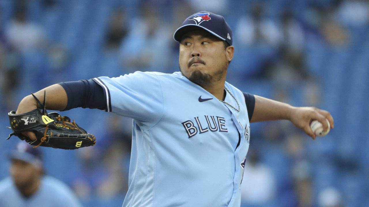 TORONTO, ON - August 3 In the first inning, Toronto Blue Jays starting pitcher Hyun Jin Ryu (99) throws off the mound. The Toronto Blue Jays took on Cleveland at Rogers Centre in MLB baseball action. August 3 2021 (Richard Lautens/Toronto Star via Getty Images)