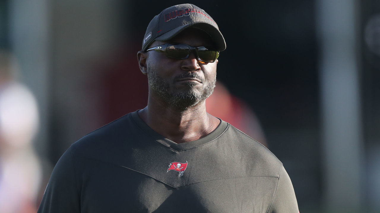 TAMPA, FL - AUG 01: Defensive Coordinator Todd Bowles watches the action on the field during the Tampa Bay Buccaneers Training Camp on August 01, 2021 at the AdventHealth Training Center at One Buccaneer Place in Tampa, Florida.
