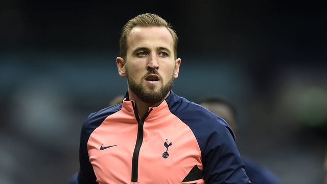 Tottenham Hotspur's Harry Kane warming up before the Premier League match at Tottenham Hotspur Stadium, London.