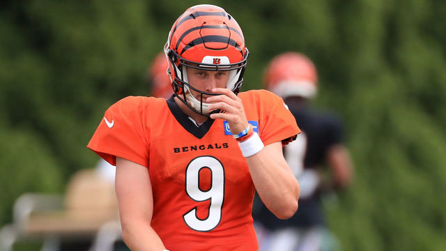CINCINNATI, OH - AUGUST 06: Cincinnati Bengals quarterback Joe Burrow (9) during the Cincinnati Bengals training camp on August 6, 2021 at the Cincinnati Bengals training facility in Cincinnati, OH.