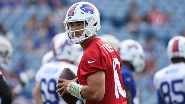 ORCHARD PARK, NY - JULY 31: Mitchell Trubisky #10 of the Buffalo Bills drops back to throw a pass during training camp at Highmark Stadium on July 31, 2021 in Orchard Park, New York.