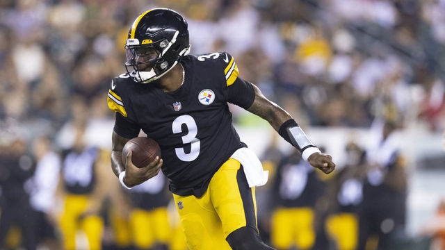 PHILADELPHIA, PA - AUGUST 12: Dwayne Haskins #3 of the Pittsburgh Steelers runs the ball against the Philadelphia Eagles during the preseason game at Lincoln Financial Field on August 12, 2021 in Philadelphia, Pennsylvania.