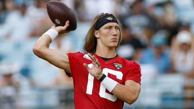 JACKSONVILLE, FL - AUGUST 08: Jacksonville Jaguars Quarterback Trevor Lawrence (16) during the Jacksonville Jaguars Scrimmage on August 8, 2021 at TIAA Bank Field in Jacksonville, Fl.