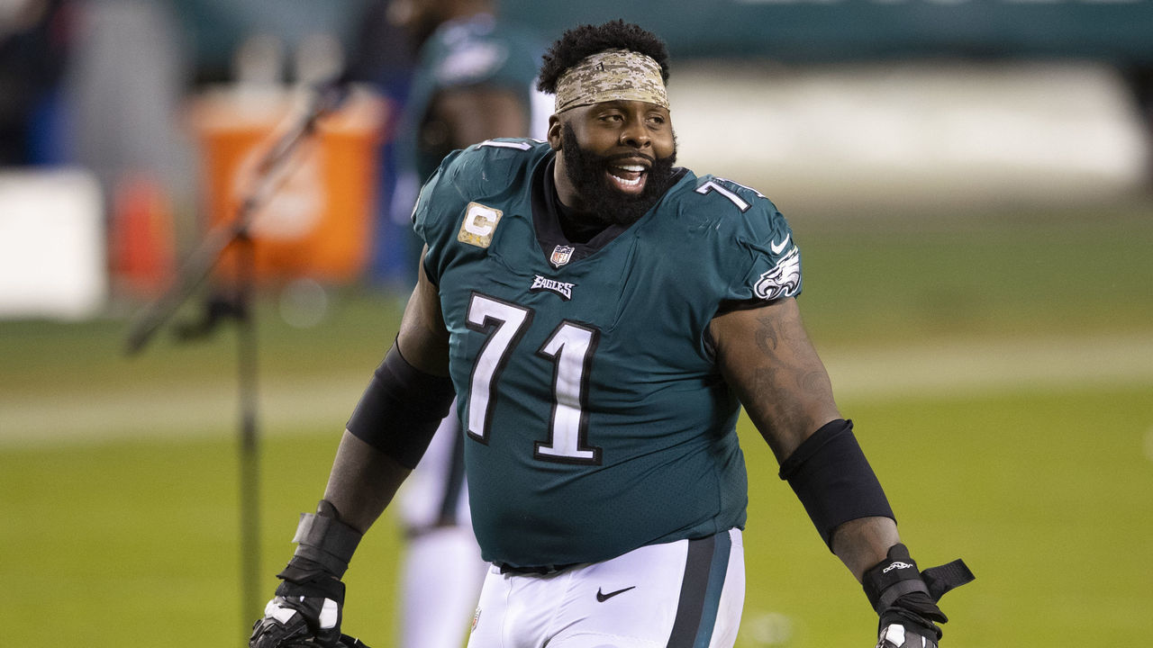 PHILADELPHIA, PA - NOVEMBER 01: Jason Peters #71 of the Philadelphia Eagles reacts after the game against the Dallas Cowboys at Lincoln Financial Field on November 1, 2020 in Philadelphia, Pennsylvania.