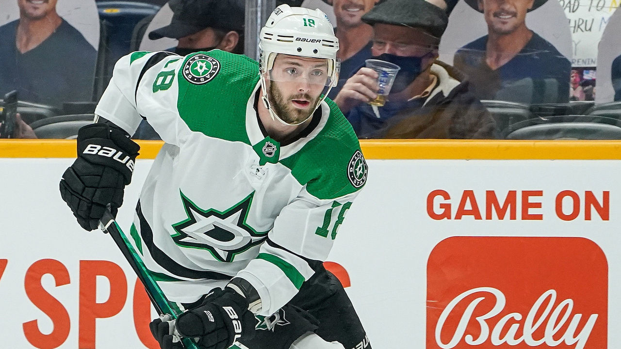NASHVILLE, TN - APRIL 1: Jason Dickinson #18 of the Dallas Stars skates against the Nashville Predators at Bridgestone Arena on April 1, 2021 in Nashville, Tennessee.