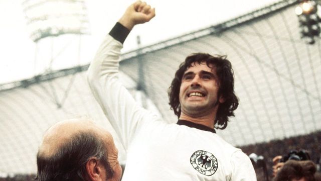 After the final whistle German forward Gerd Mueller raises his right fist in triumph. Coach Helmut Schoen joins the celebration. After numerous dramatic situations and great pressure from the Dutch team in the second half, the German team prevailed and won the World Cup final on 07 July 1974 in Munich, Germmany by a score of 2-1. Keywords: Sport, SPO, Sport, SPO, People, soccer, gesture, smiling, celebrating, cheering