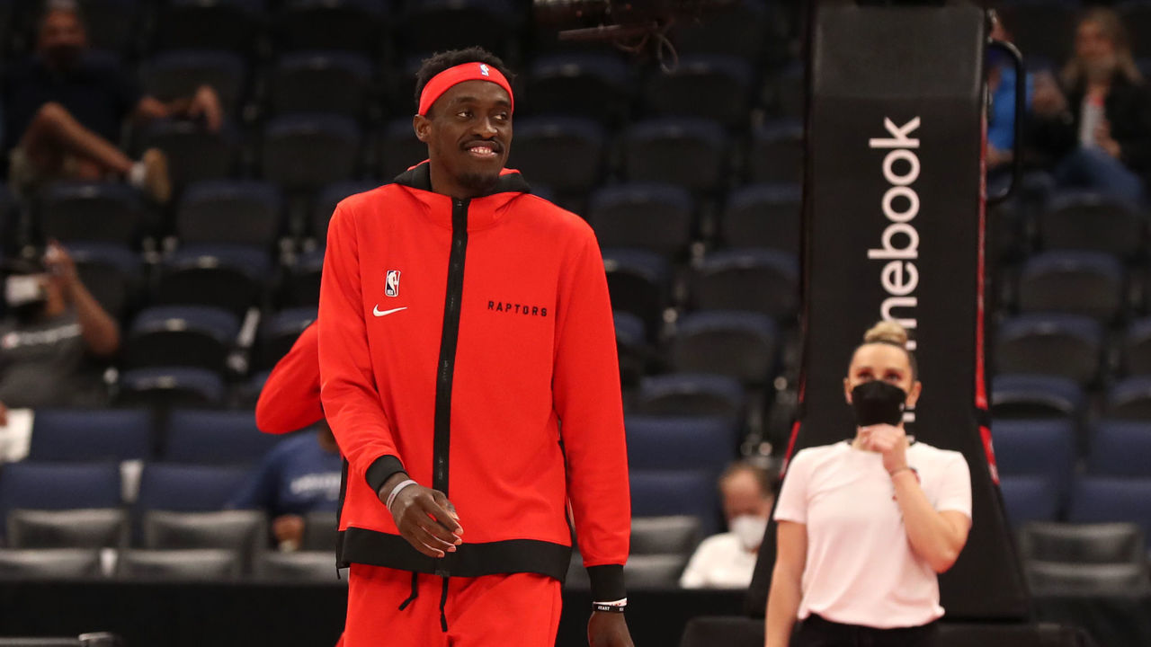 TAMPA, FL- MAY 8: Pascal Siakam #43 of the Toronto Raptors warms up before the game against the Memphis Grizzlies on May 8, 2021 at Amalie Arena in Tampa, Florida. Mandatory Copyright Notice: Copyright 2021 NBAE