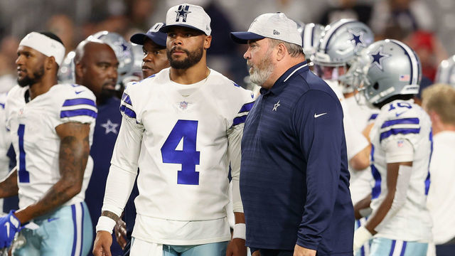 GLENDALE, ARIZONA - AUGUST 13: Quarterback Dak Prescott #4 and head coach Mike McCarthy of the Dallas Cowboys before the NFL preseason game against the Arizona Cardinals at State Farm Stadium on August 13, 2021 in Glendale, Arizona. The Cardinals defeated the Dallas Cowboys 19-16.