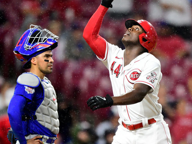 Report Reds To Play Cubs In 2022 Field Of Dreams Game Thescore Com Best 2022 Cincinnati Reds Baseball Games