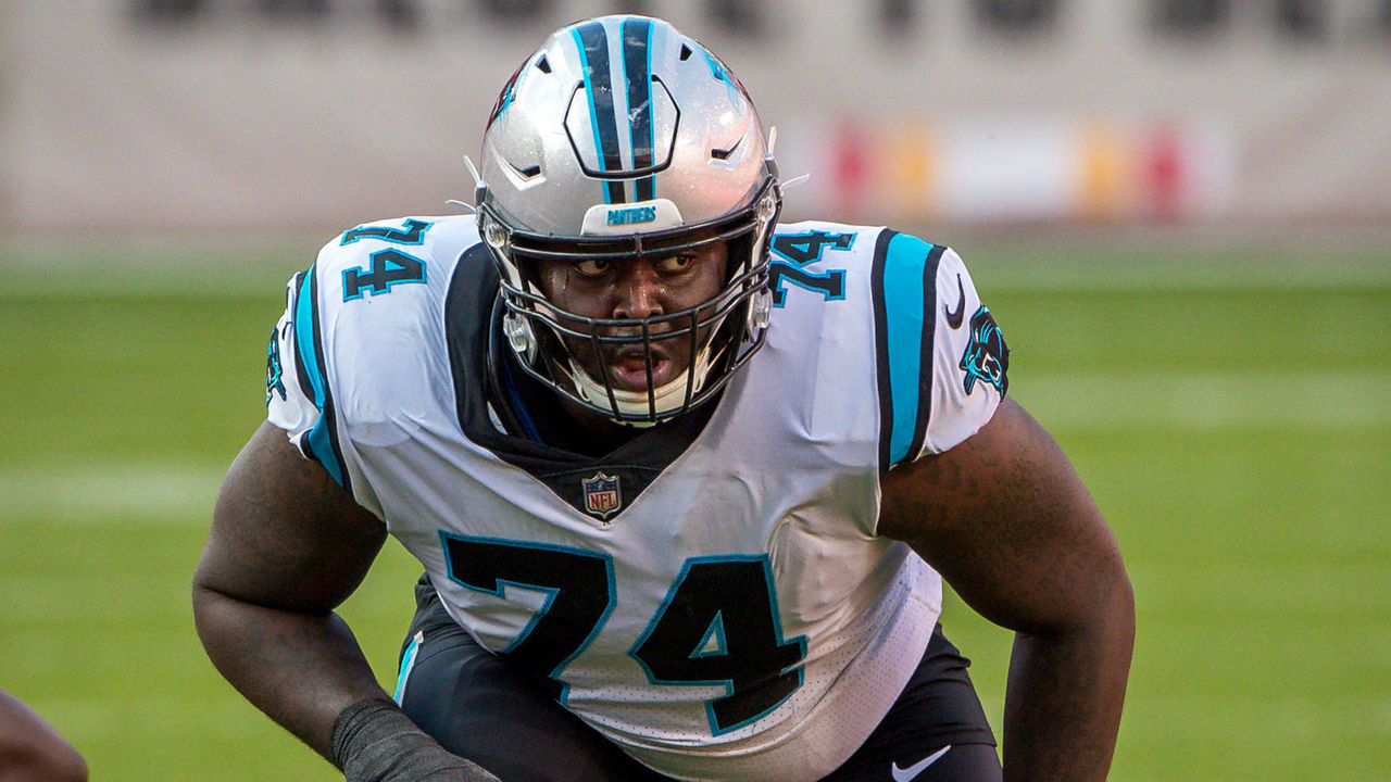 KANSAS CITY, MO - NOVEMBER 08: Carolina Panthers offensive tackle Greg Little (74) ready for the play during the game against the Kansas City Chiefs at Arrowhead Stadium in Kansas City, Missouri.