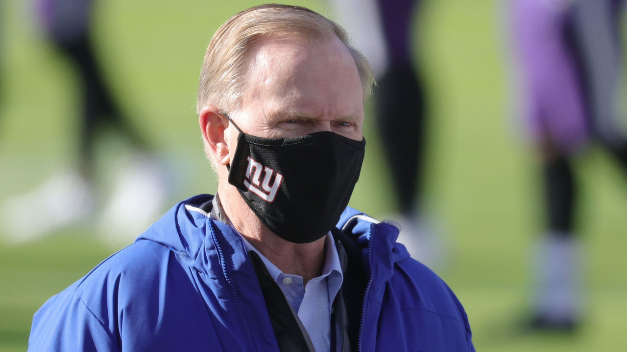 BALTIMORE, MARYLAND - DECEMBER 27: Owner John Mara of the New York Giants looks on during warmups against the Baltimore Ravens at M&T Bank Stadium on December 27, 2020 in Baltimore, Maryland.