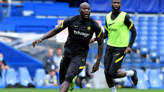 LONDON, ENGLAND - AUGUST 18: Romelu Lukaku of Chelsea during a Open Chelsea Training Session at Stamford Bridge on August 18, 2021 in London, England.