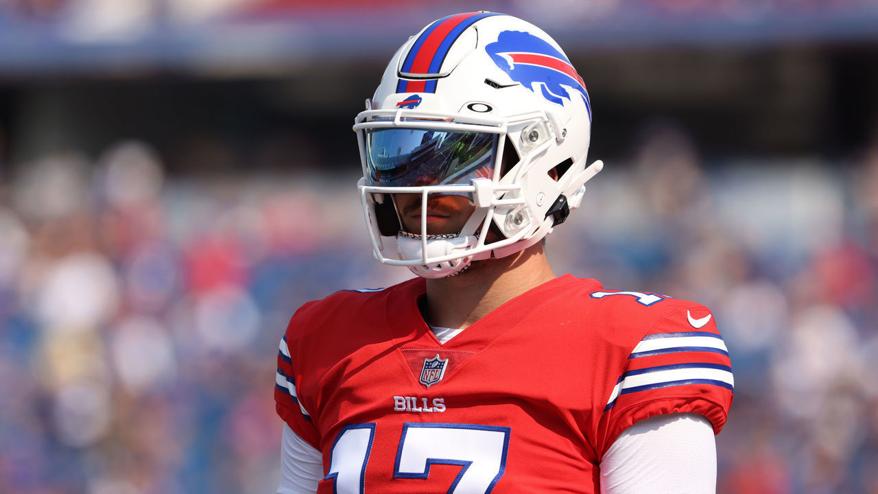ORCHARD PARK, NY - AUGUST 07: Josh Allen #17 of the Buffalo Bills during training camp at Highmark Stadium on August 7, 2021 in Orchard Park, New York.