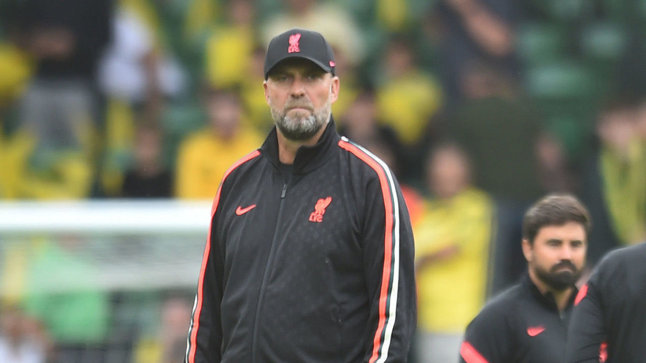 NORWICH, ENGLAND - AUGUST 14: (THE SUN OUT,THE SUN ON SUNDAY OUT)Jurgen Klopp manager of Liverpool before the Premier League match between Norwich City and Liverpool at Carrow Road on August 14, 2021 in Norwich, England.
