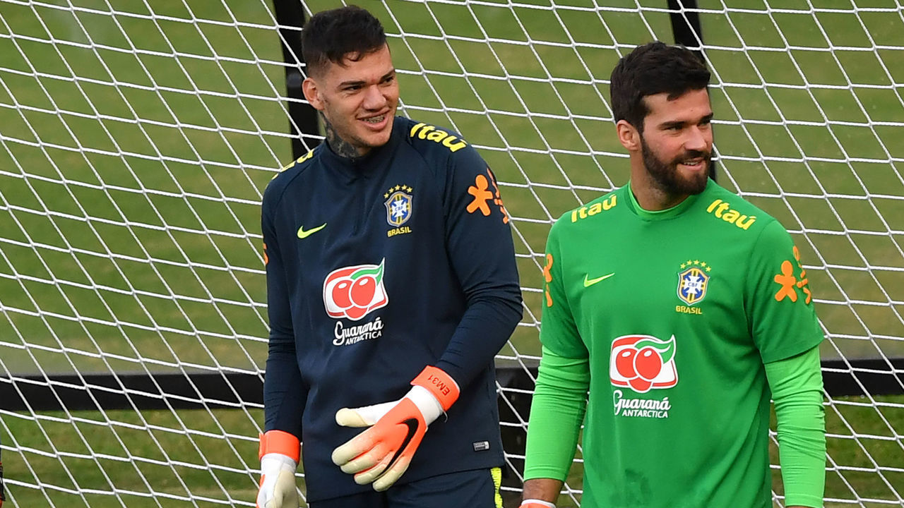 Brazil's goalkeepers Cassio (L), Ederson (C) and Alisson (R) take part in a training session at the Pacaembu stadium, in Sao Paulo, Brazil, on June 11, 2019 ahead of the Copa America football tournament. - The Copa America runs in Brazil from June 14 to July 7.