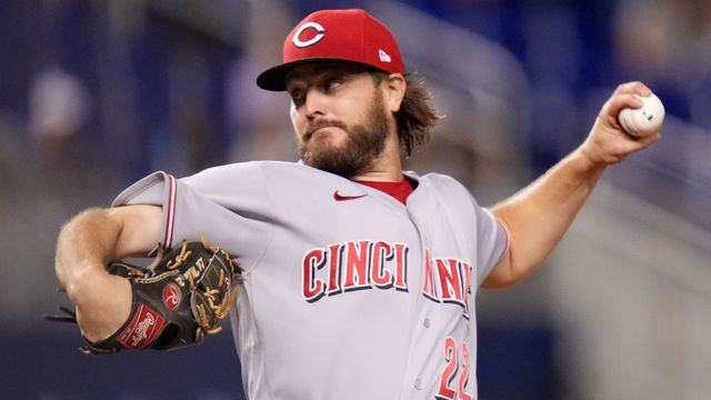 MIAMI, FLORIDA - AUGUST 27: Wade Miley #22 of the Cincinnati Reds delivers a pitch in the second inning against the Miami Marlins at loanDepot park on August 27, 2021 in Miami, Florida.