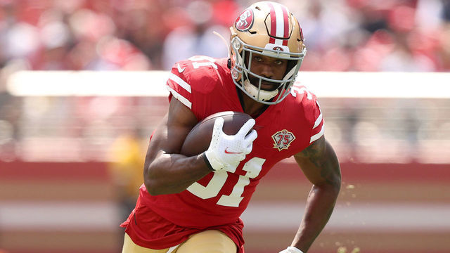 SANTA CLARA, CALIFORNIA - AUGUST 29: Raheem Mostert #31 of the San Francisco 49ers runs with the ball against the Las Vegas Raiders during their preseason game at Levi's Stadium on August 29, 2021 in Santa Clara, California.