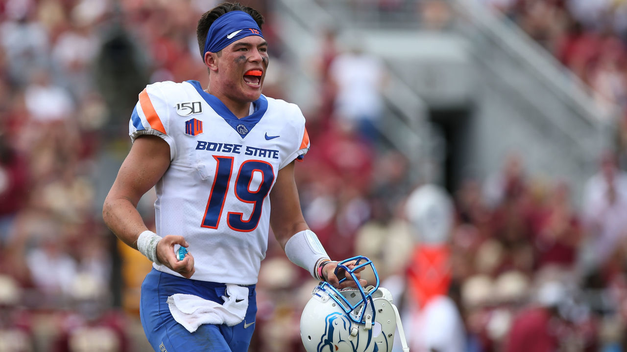 JACKSONVILLE, FL - AUGUST 31: Boise State Broncos quarterback Hank Bachmeier (19) during the game between the Boise State Broncos and the Florida State Seminoles on August 31, 2019 at Doak Campbell Stadium in Tallahassee, Fl.