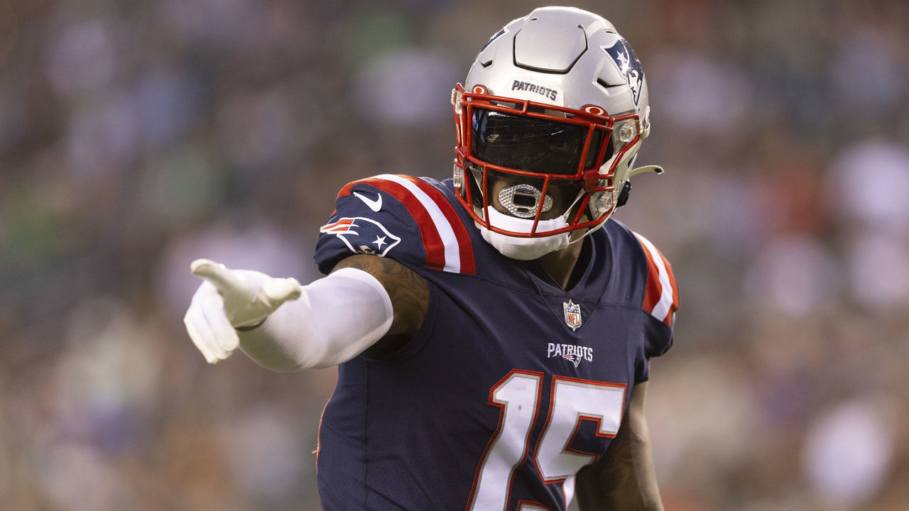 PHILADELPHIA, PA - AUGUST 19: N'Keal Harry #15 of the New England Patriots points against the Philadelphia Eagles in the preseason game at Lincoln Financial Field on August 19, 2021 in Philadelphia, Pennsylvania. The Patriots defeated the Eagles 35-0.