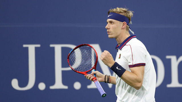 NEW YORK, NEW YORK - SEPTEMBER 02: Denis Shapovalov of Canada reacts against Roberto Carballes Baena of Spain during his Men's Singles second round match on Day Four of the 2021 US Open at USTA Billie Jean King National Tennis Center on September 02, 2021 in New York City.