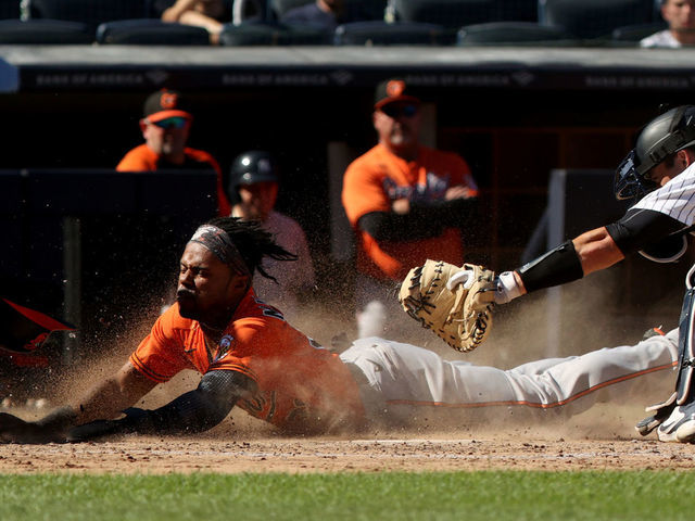 Brett Gardner, Yankees rally for win over Orioles