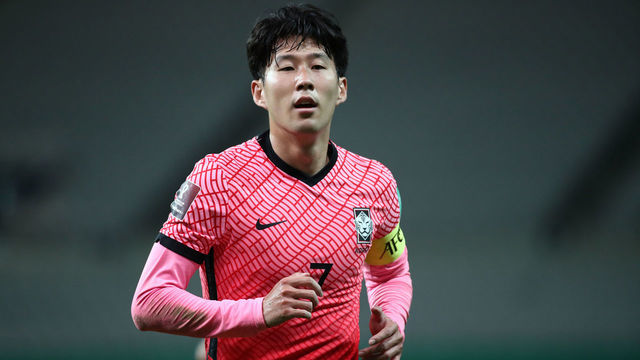 SEOUL, SOUTH KOREA - SEPTEMBER 02: Son Heung-min of South Korea reacts during the FIFA World Cup Asian Qualifier Final Round Group A between South Korea and Iraq at the Seoul World Cup Stadium on September 02, 2021 in Seoul, South Korea.